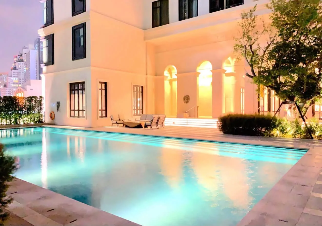 1 Bedroom condo in The Diplomat 39