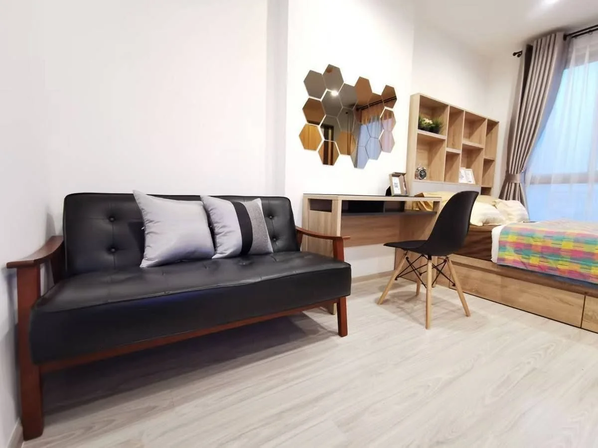 Studio condo in IDEO Mobi Grand Interchange Bangsue