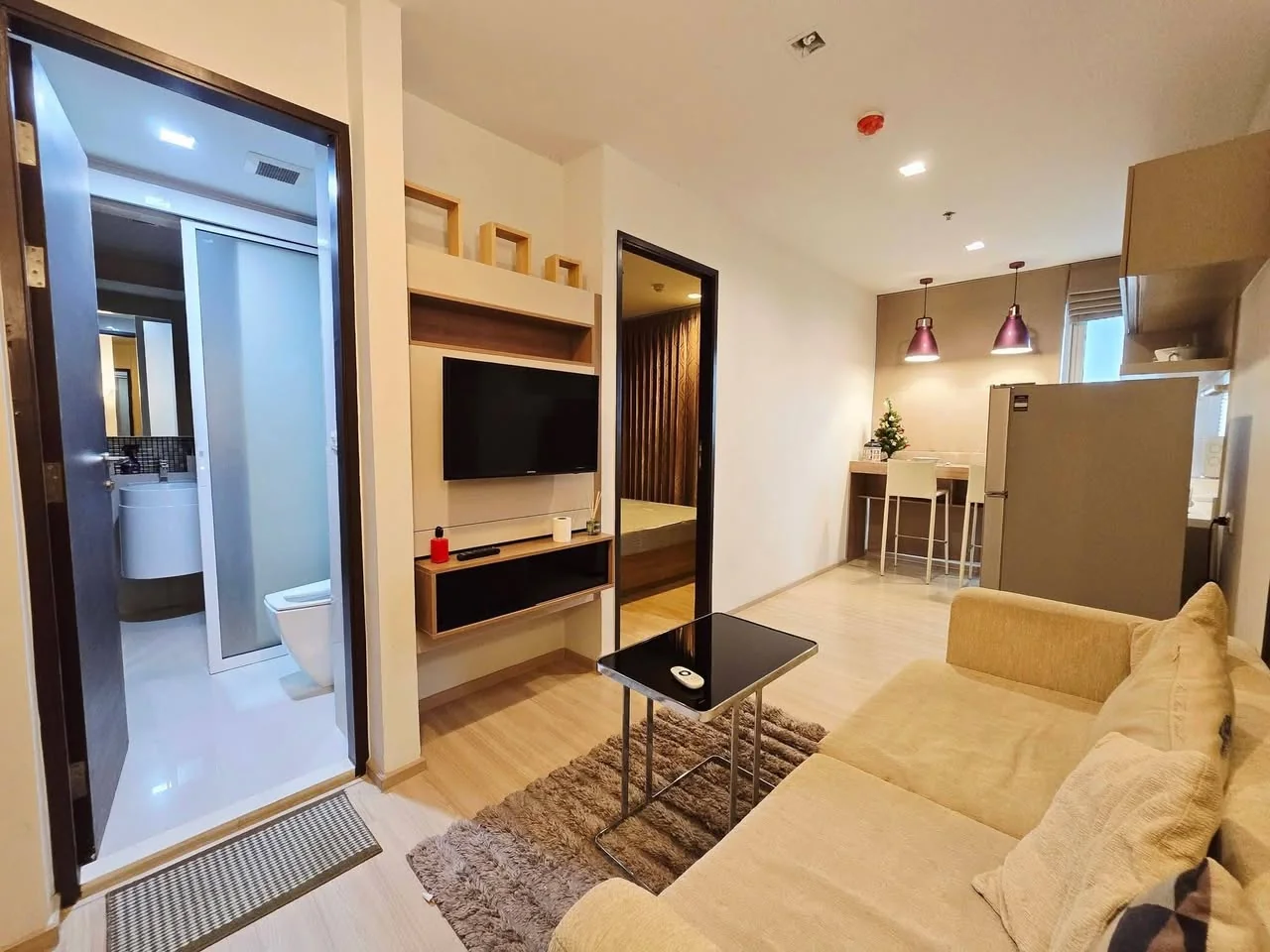 1 Bedroom condo in Rhythm Sathorn