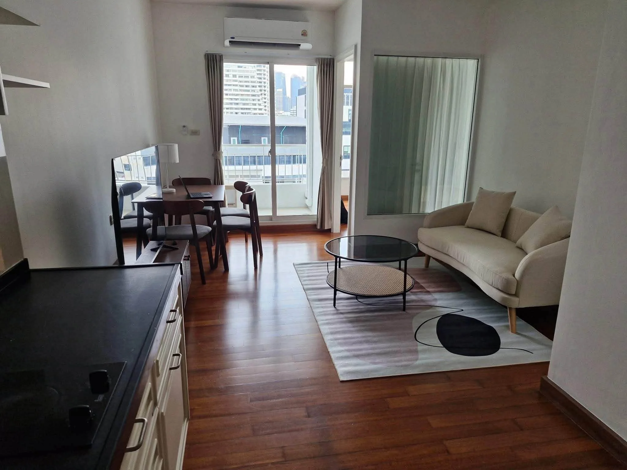 1 Bedroom condo in Ivy Sathorn 10