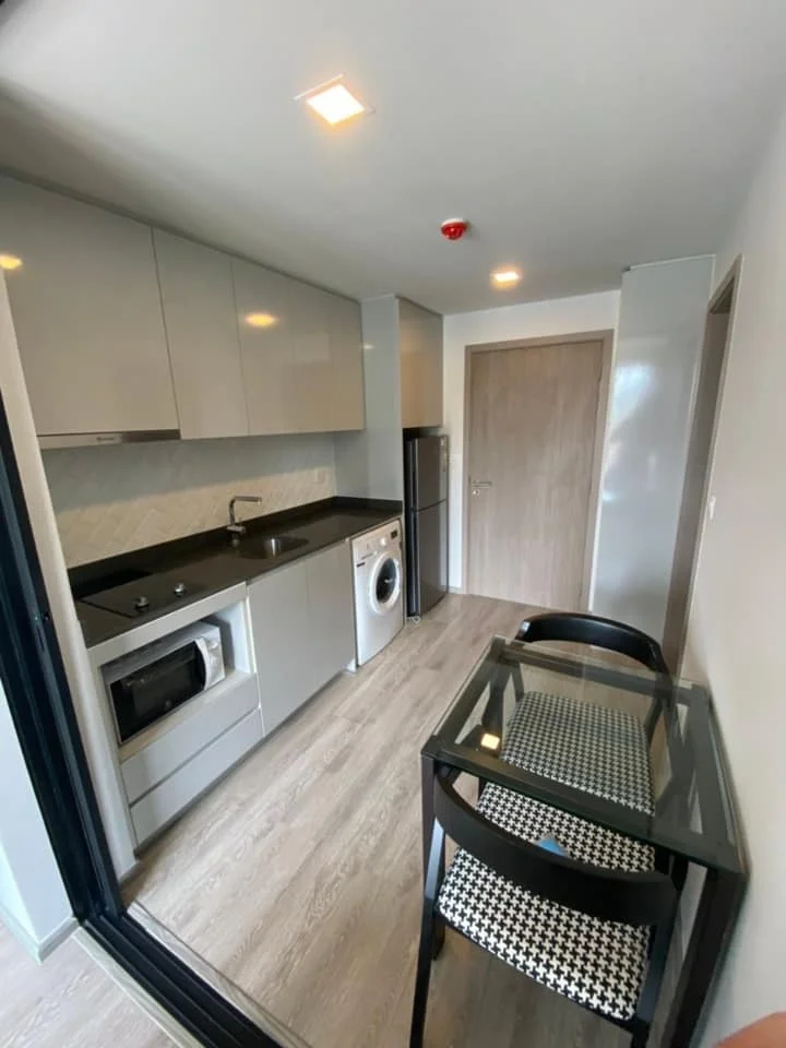 1 Bedroom condo in Maestro 14 Siam-Ratchathewi