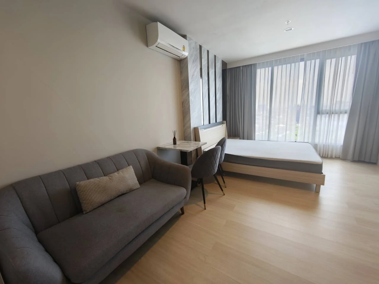 Studio condo in IDEO Mobi Sukhumvit Eastpoint