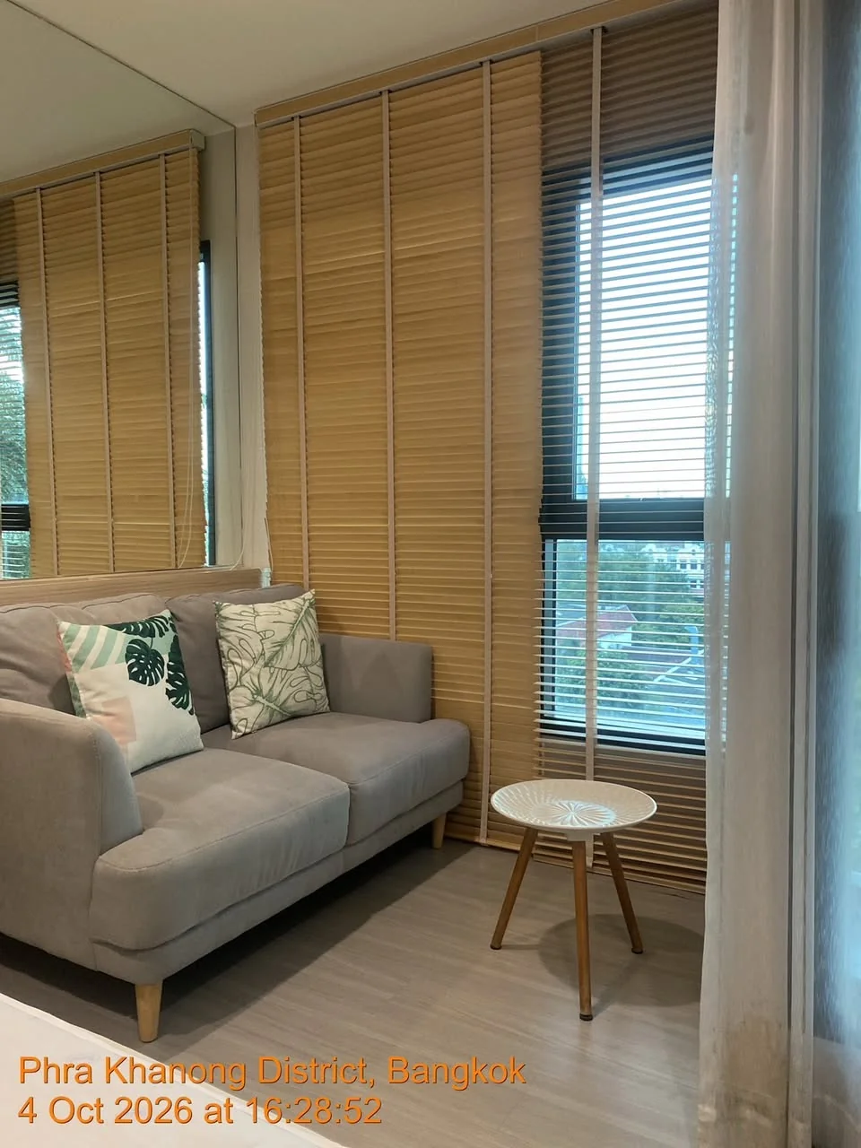 Studio condo in Life Sukhumvit 62
