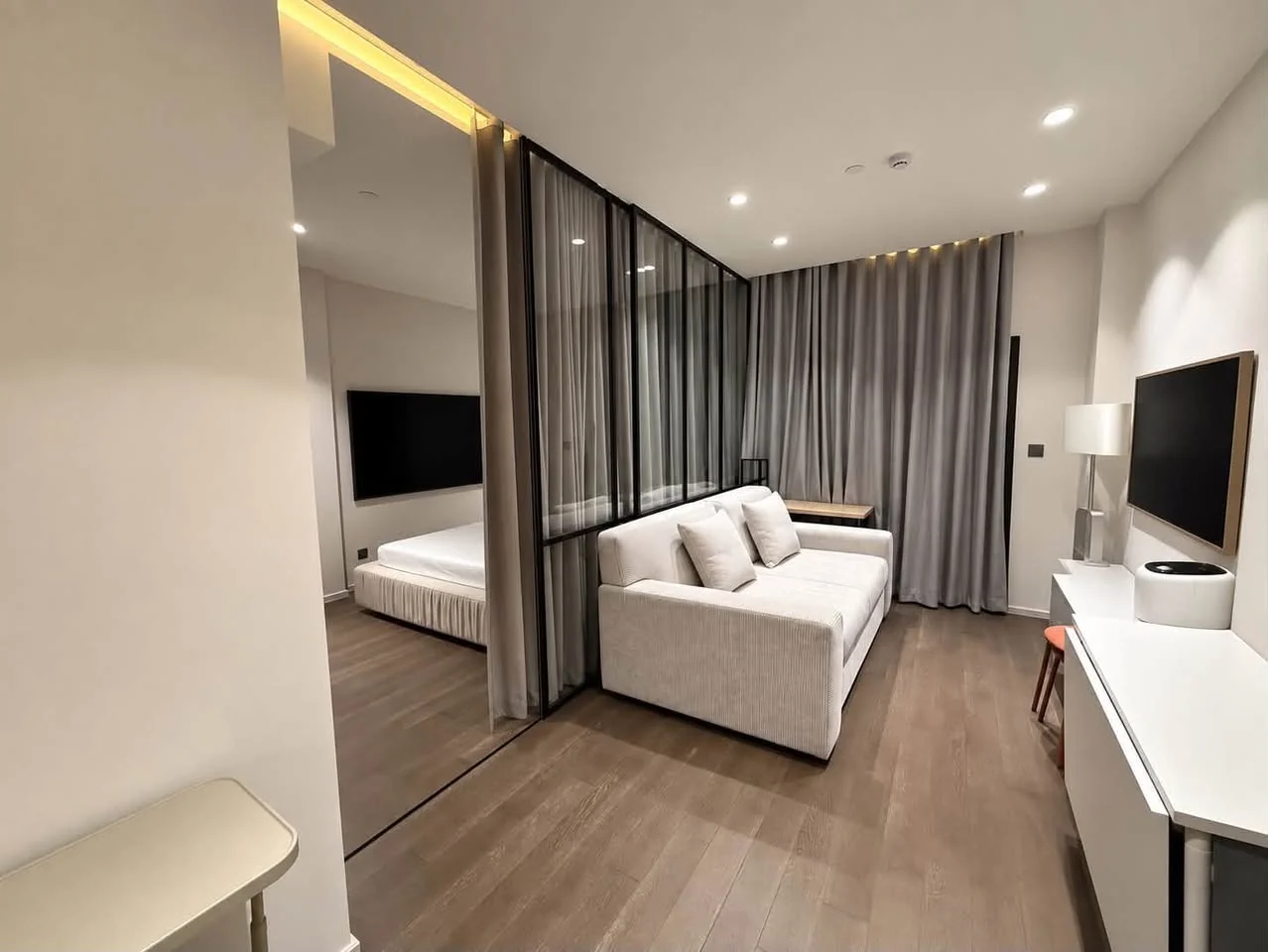 1 Bedroom condo in MUNIQ Sukhumvit 23