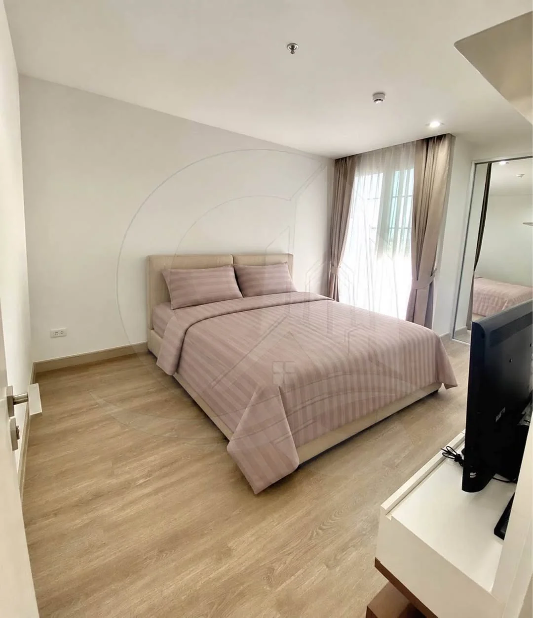 2 Bedroom condo in The Room Sathorn-Taksin