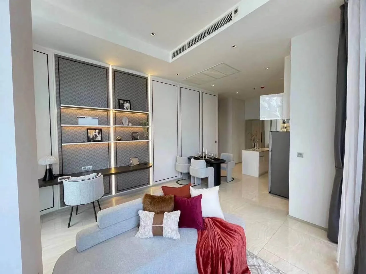 2 Bedroom condo in ASHTON Silom