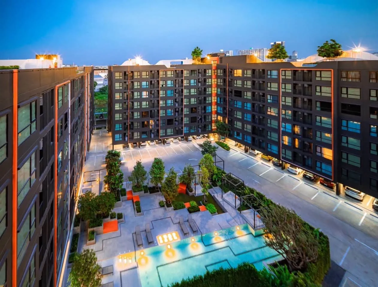 Studio condo in Origin Play Sri Udom Station
