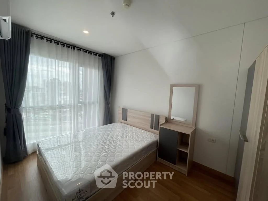1 Bedroom condo in Lumpini Place Ratchada-Sathu