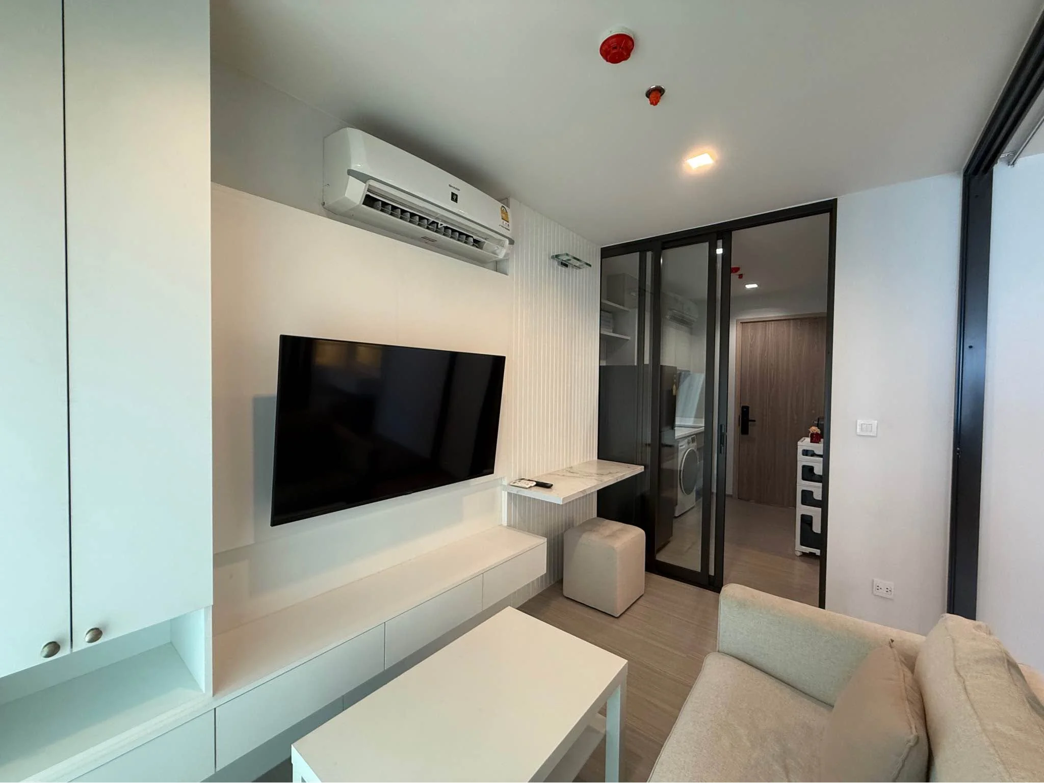 1 Bedroom condo in Life Sathorn Sierra