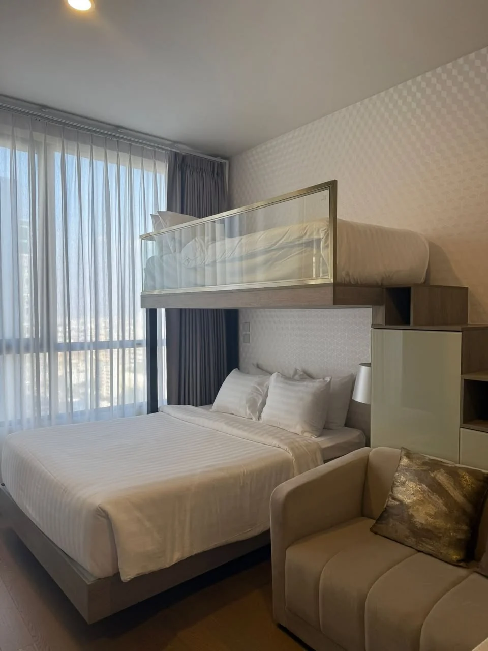 1 Bedroom condo in Park Origin Phayathai