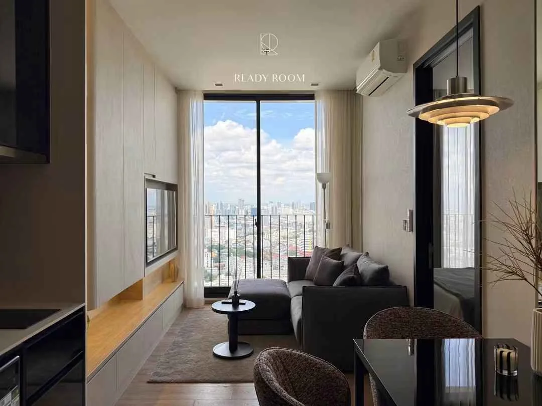 1 Bedroom condo in Noble Around Ari