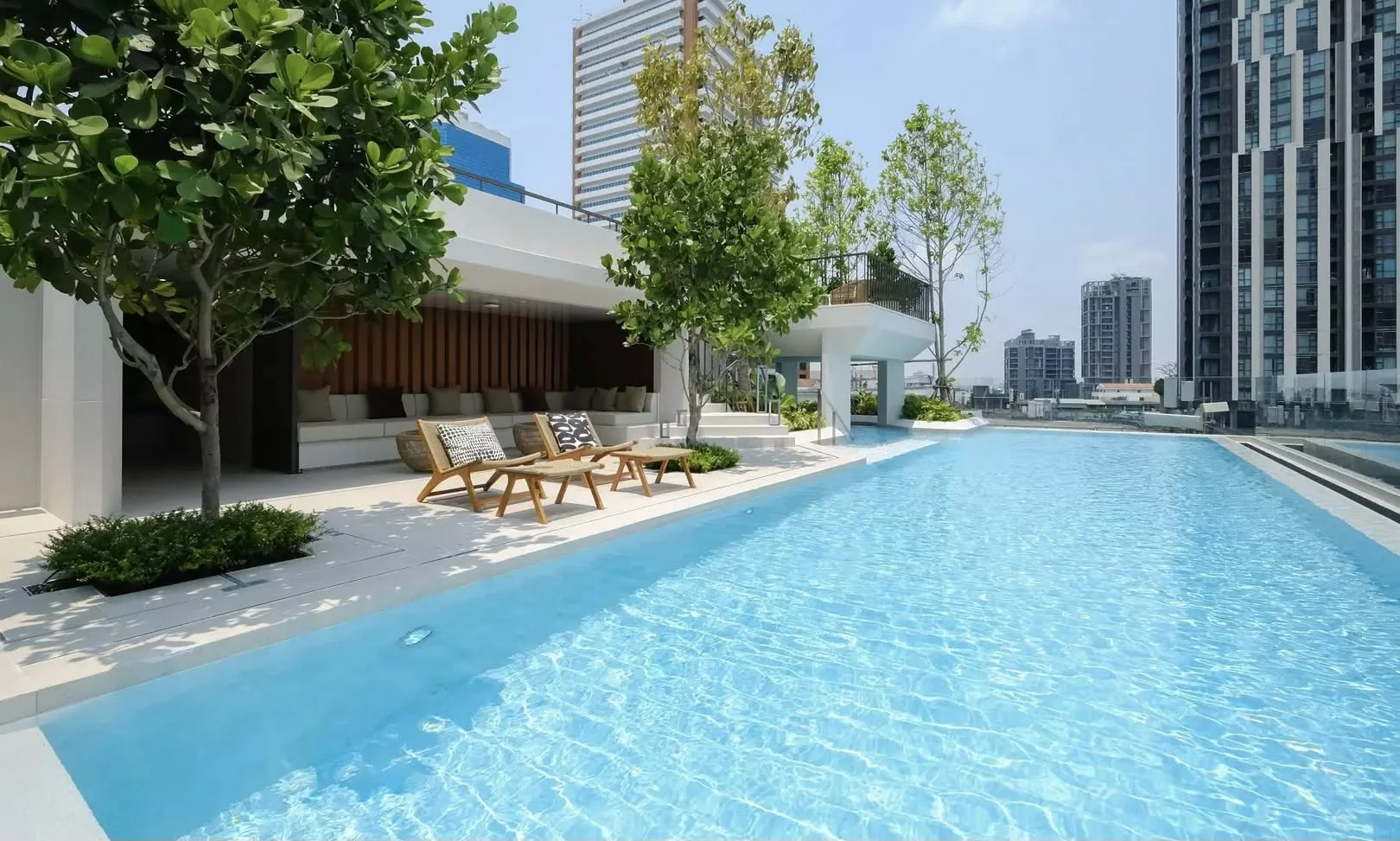 2 Bedroom condo in Via 61
