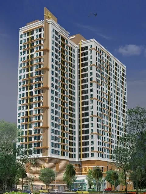 2 Bedroom condo in Life @ Sukhumvit 65
