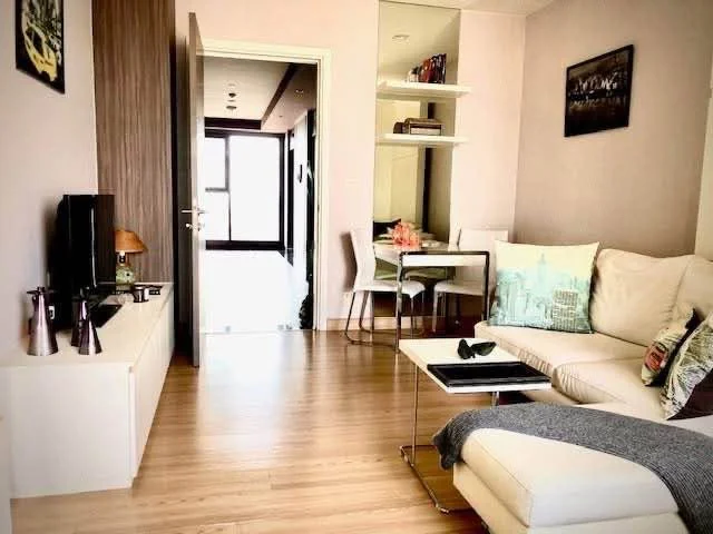 1 Bedroom condo in Urbano Absolute Sathon-Taksin