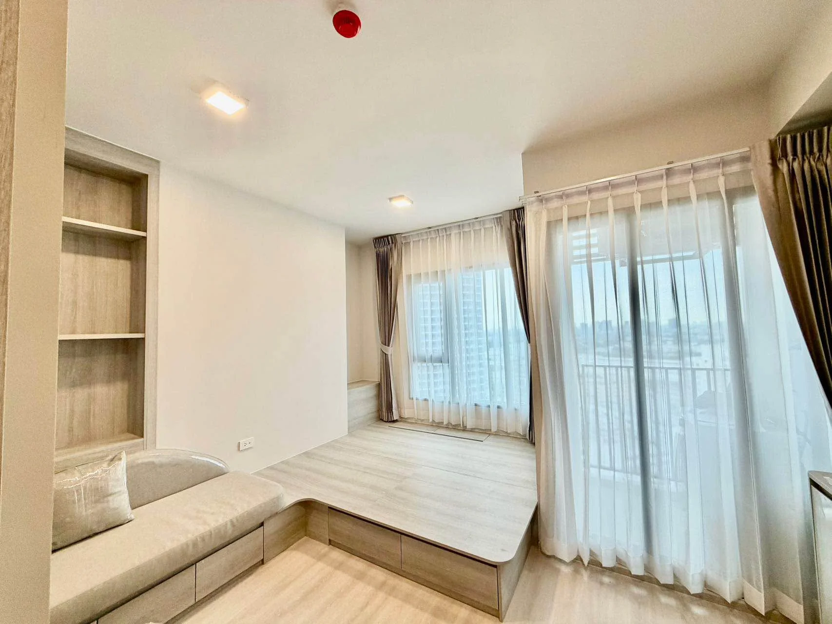 1 Bedroom condo in COBE Ratchada-Rama 9
