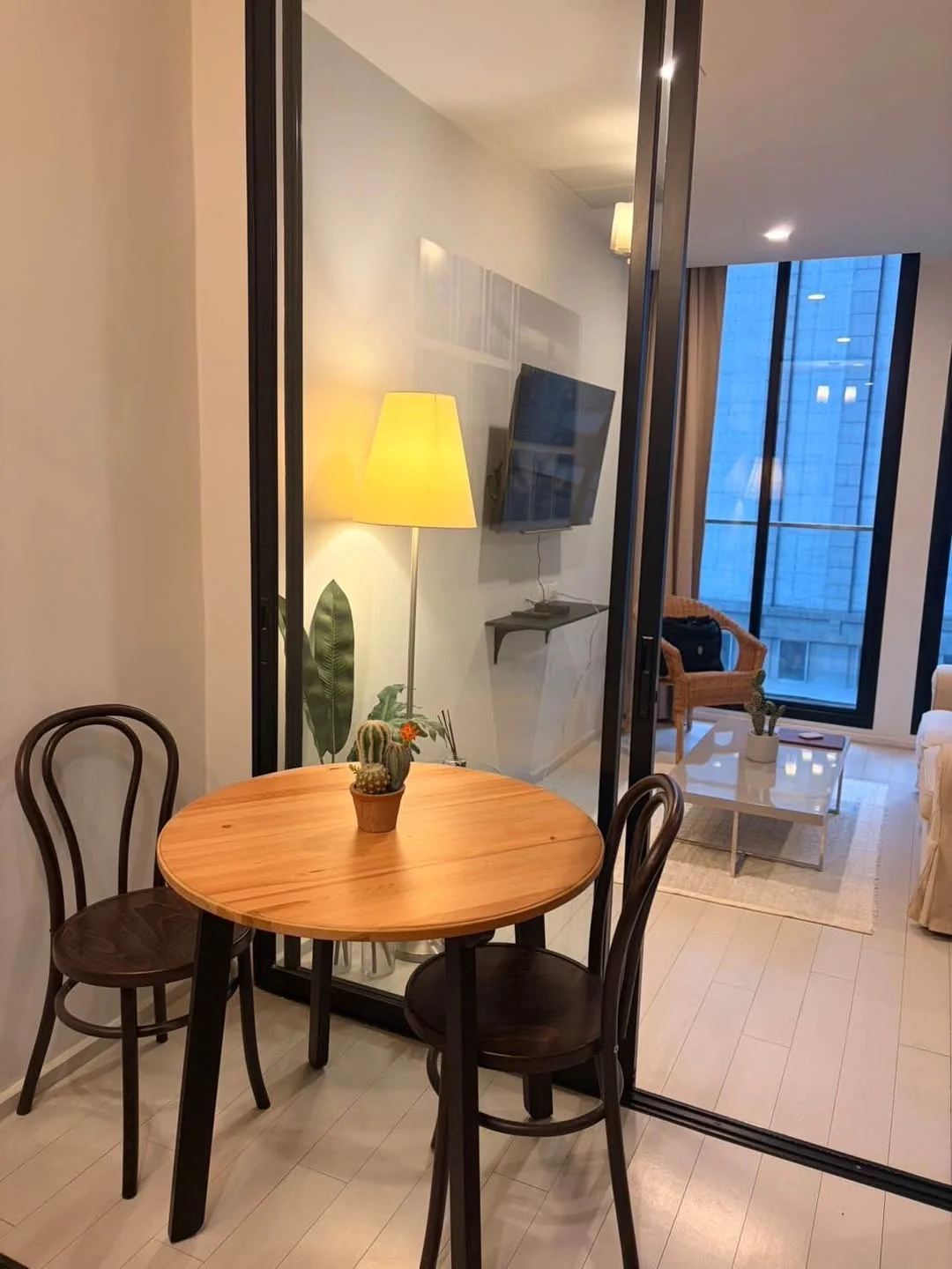 1 Bedroom condo in Noble Ploenchit