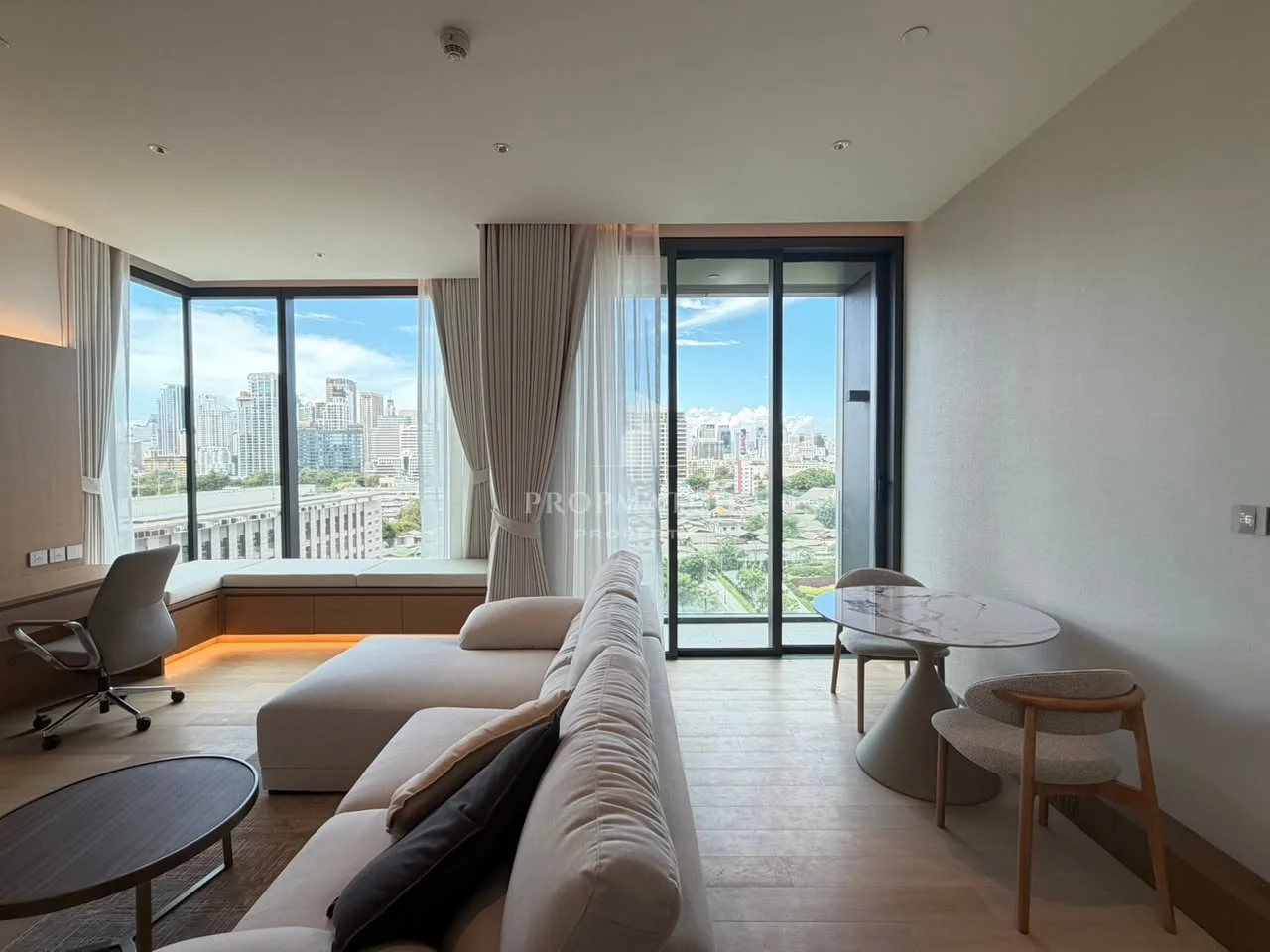1 Bedroom condo in One Bangkok