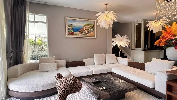 4 Bedroom condo in Nantawan Bangna Km.7