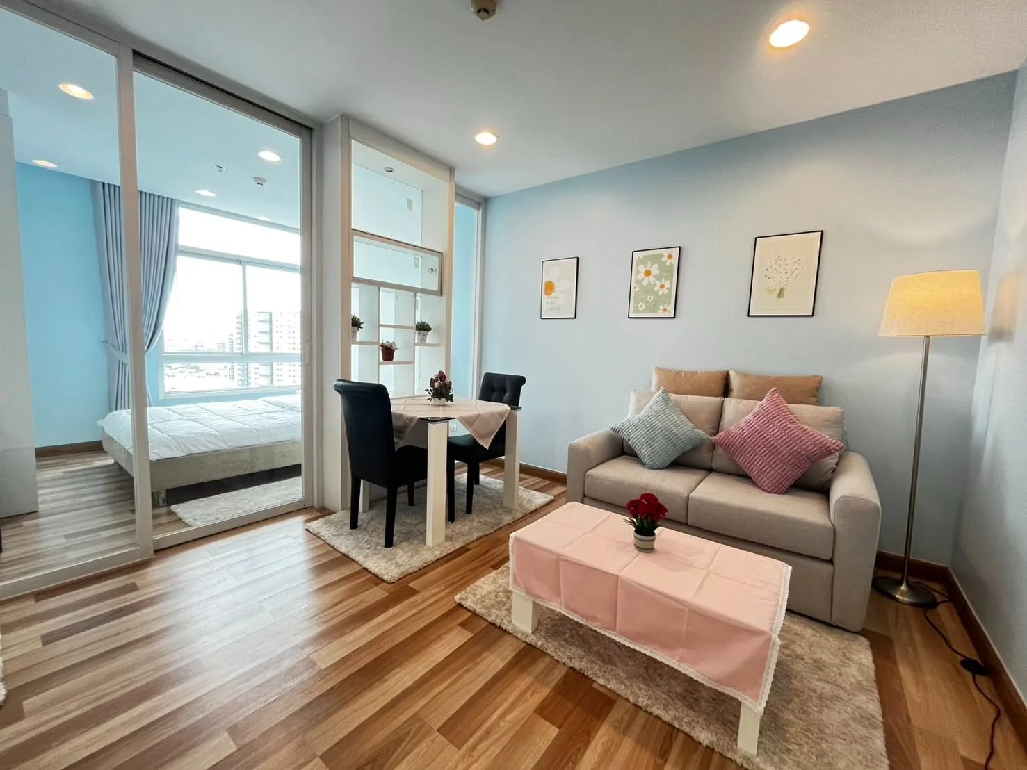 1 Bedroom condo in Centric Scene Sukhumvit 64