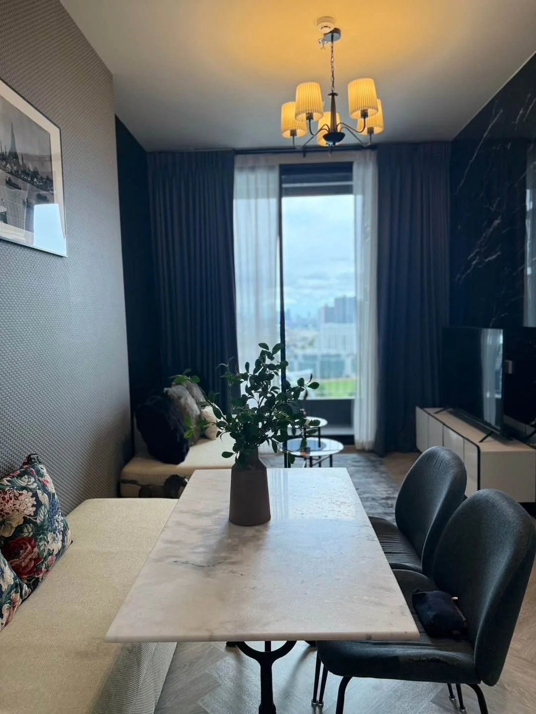 2 Bedroom condo in Baan Sathorn Chao Phraya