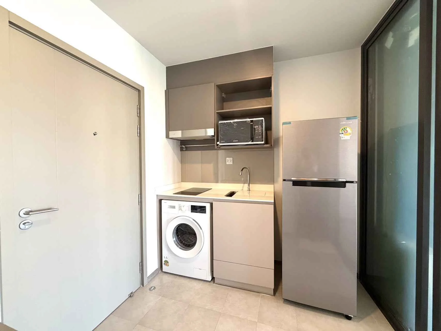 1 Bedroom condo in Aspire Sukhumvit-Rama 4