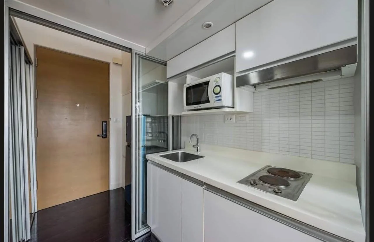 1 Bedroom condo in IDEO Morph 38