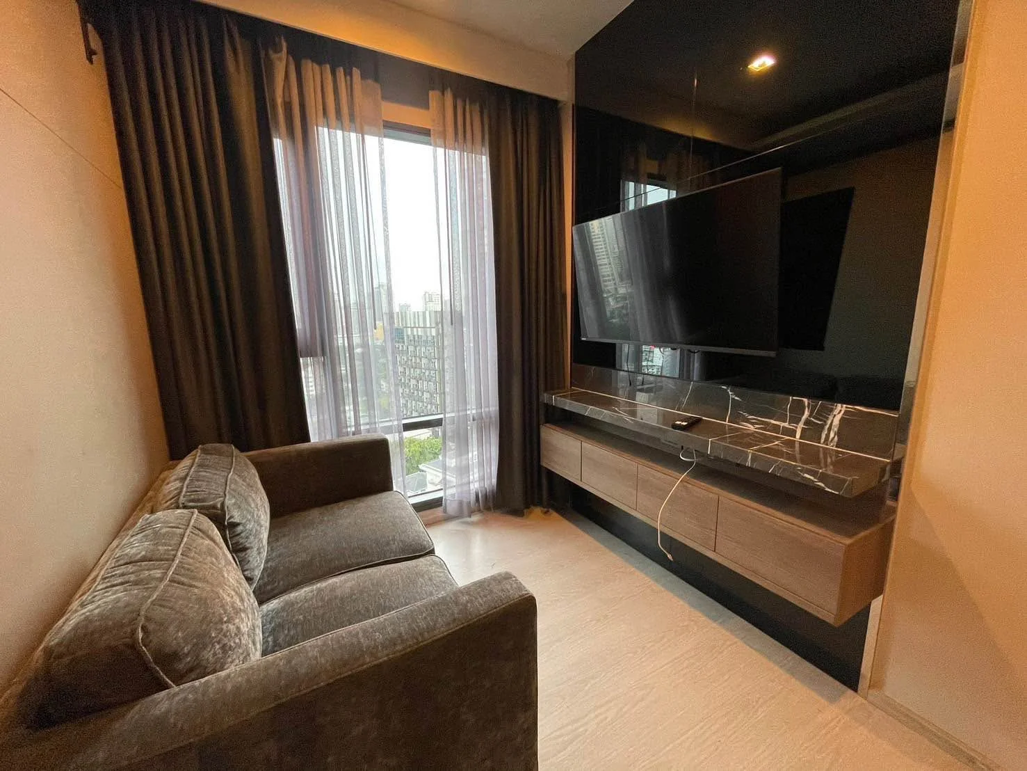 1 Bedroom condo in Rhythm Sukhumvit 36-38