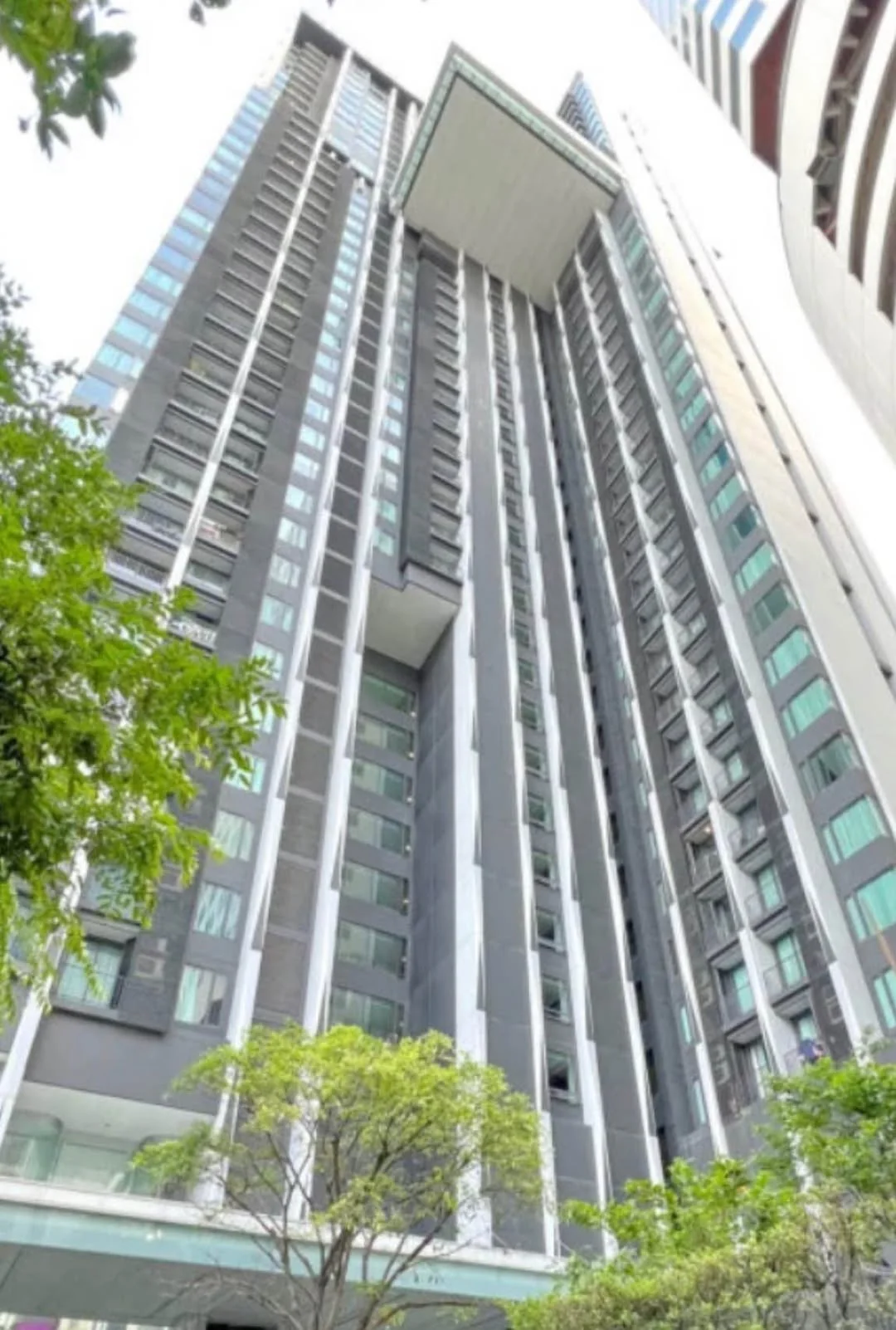 1 Bedroom condo in The Edge Sukhumvit 23
