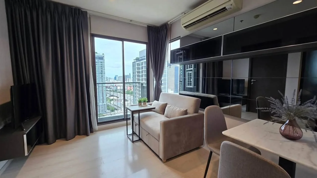 2 Bedroom condo in Rhythm Asoke