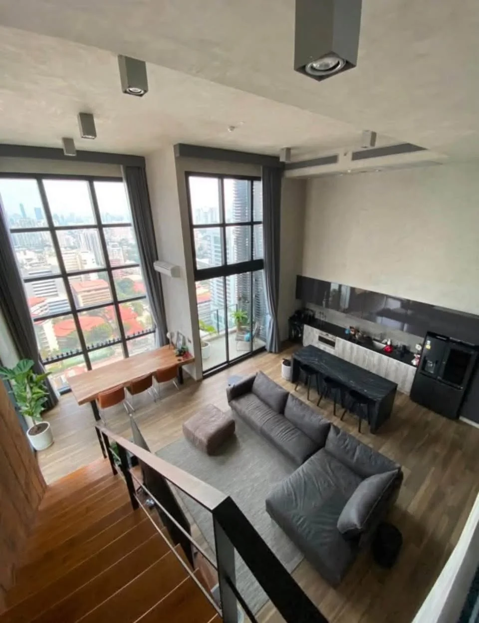 3 Bedroom condo in The Lofts Asoke