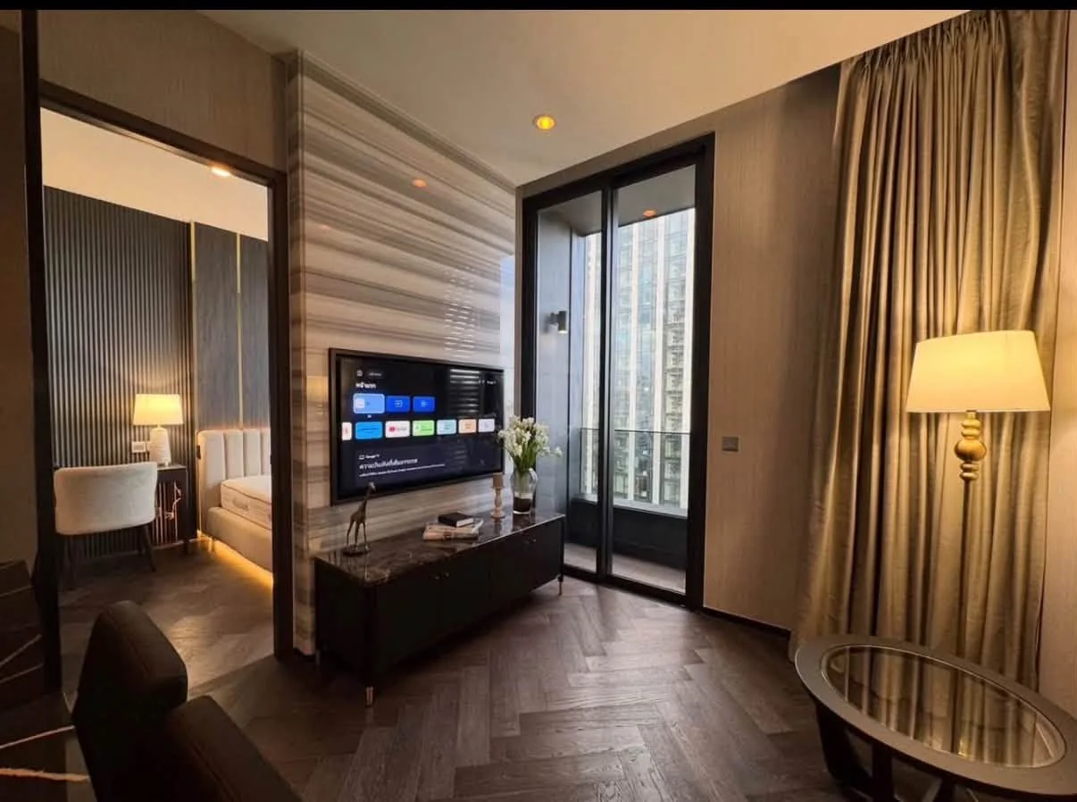 1 Bedroom condo in The Esse Sukhumvit 36