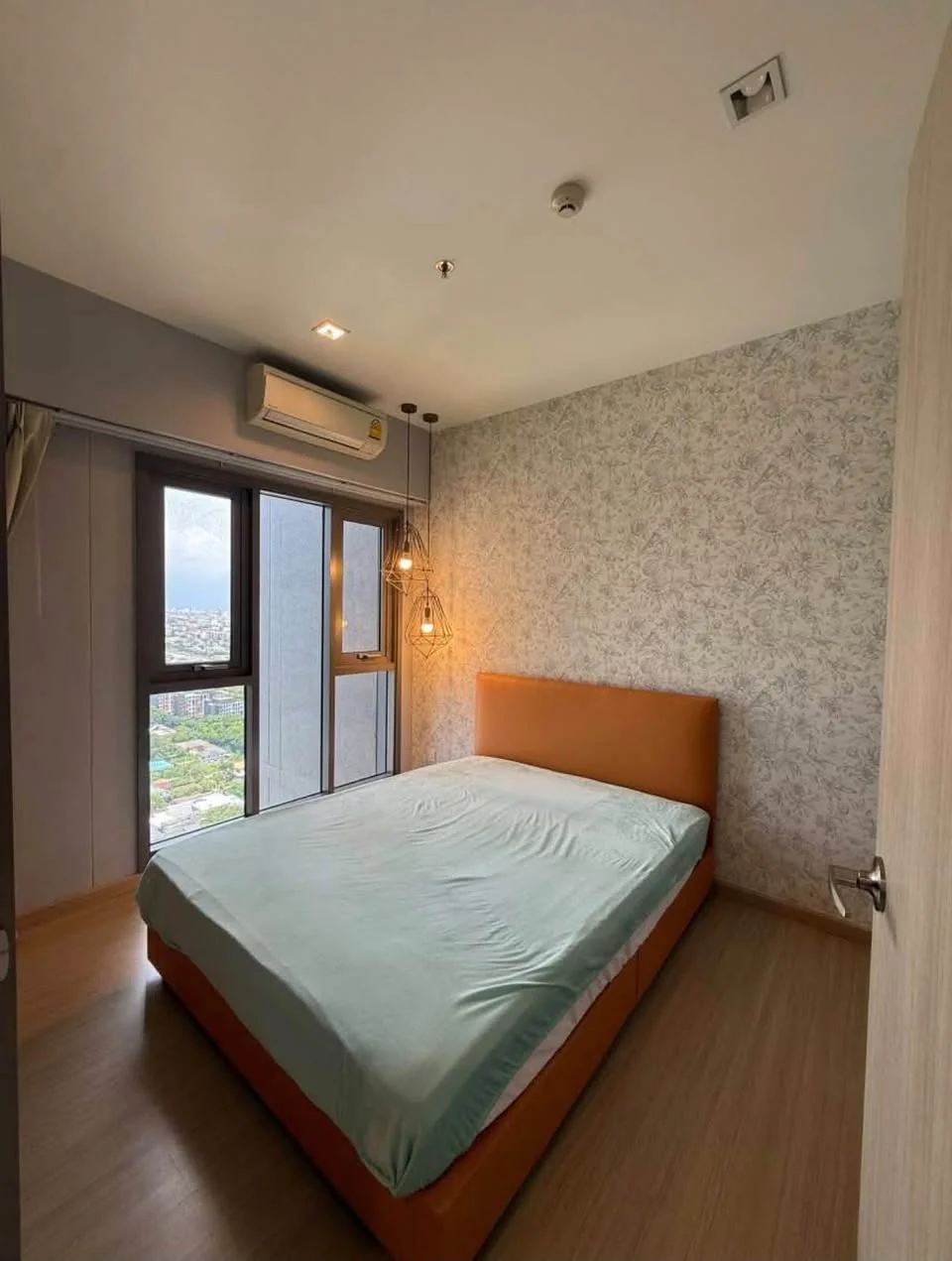 1 Bedroom condo in Whizdom Connect Sukhumvit