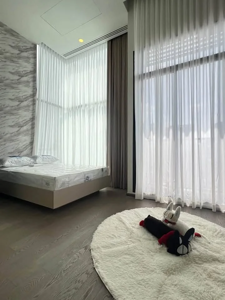 2 Bedroom condo in Park Origin Ratchathewi