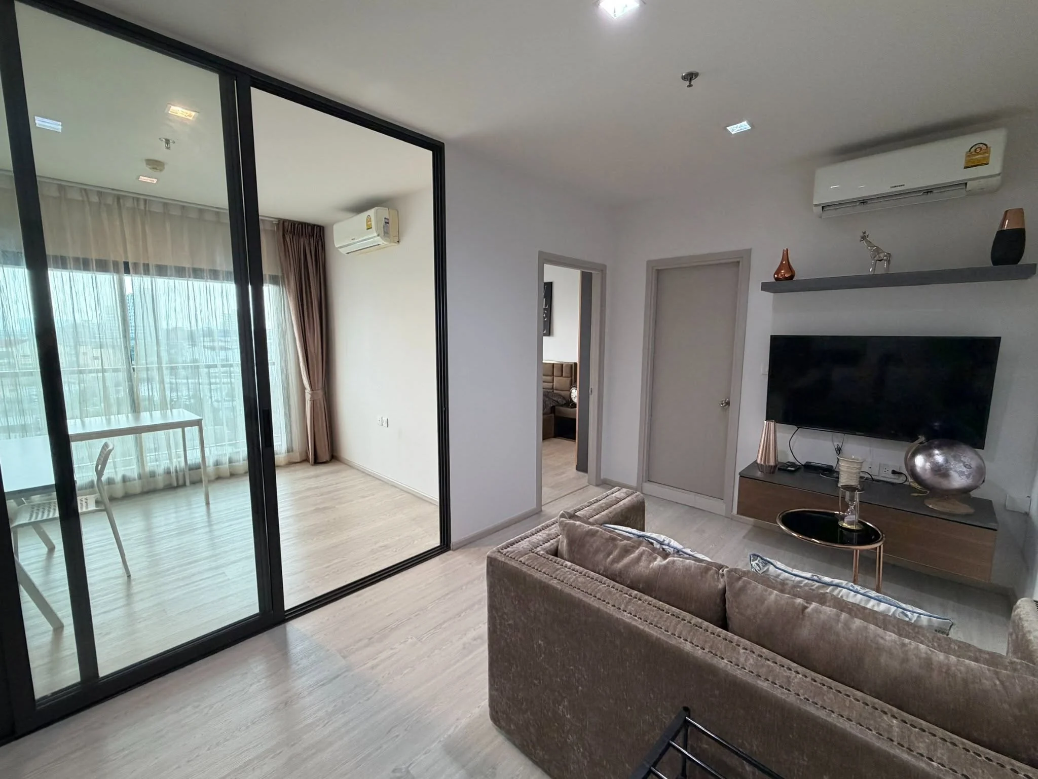1 Bedroom condo in Life Sukhumvit 48