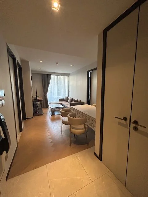 2 Bedroom condo in The Reserve 61 Hideaway