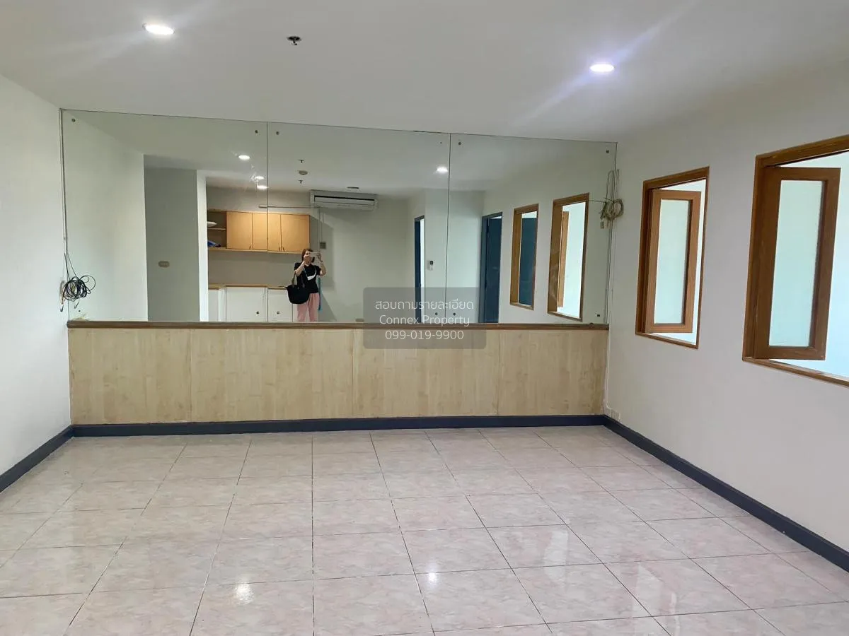 2 Bedroom condo in Modern Home Tower