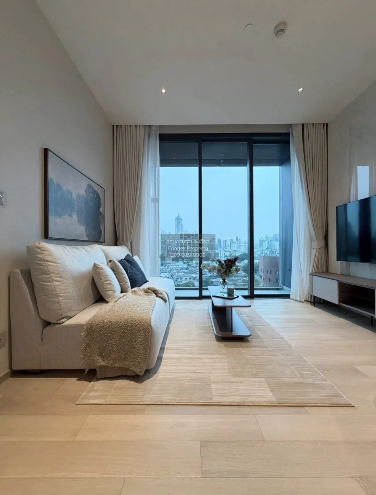 1 Bedroom condo in EI8HTEEN SEVEN - One Bangkok