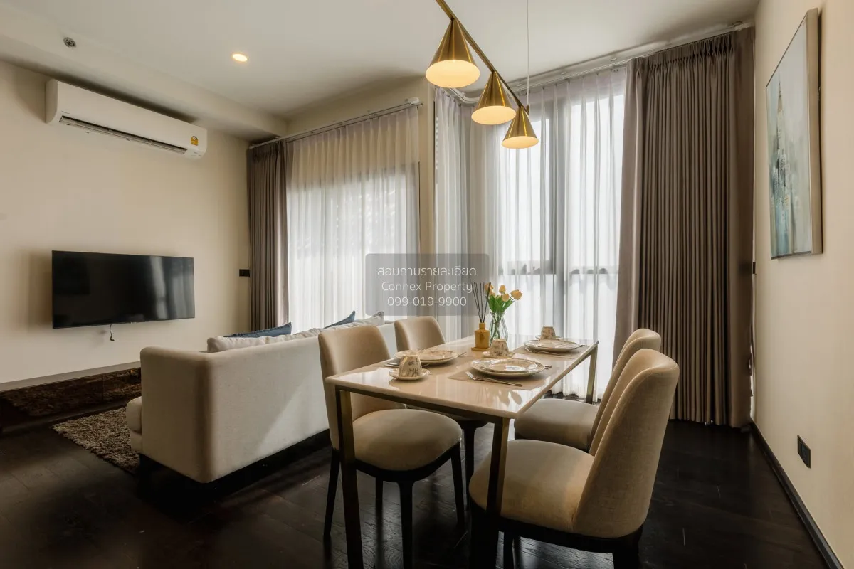 2 Bedroom condo in Park Origin Thonglor