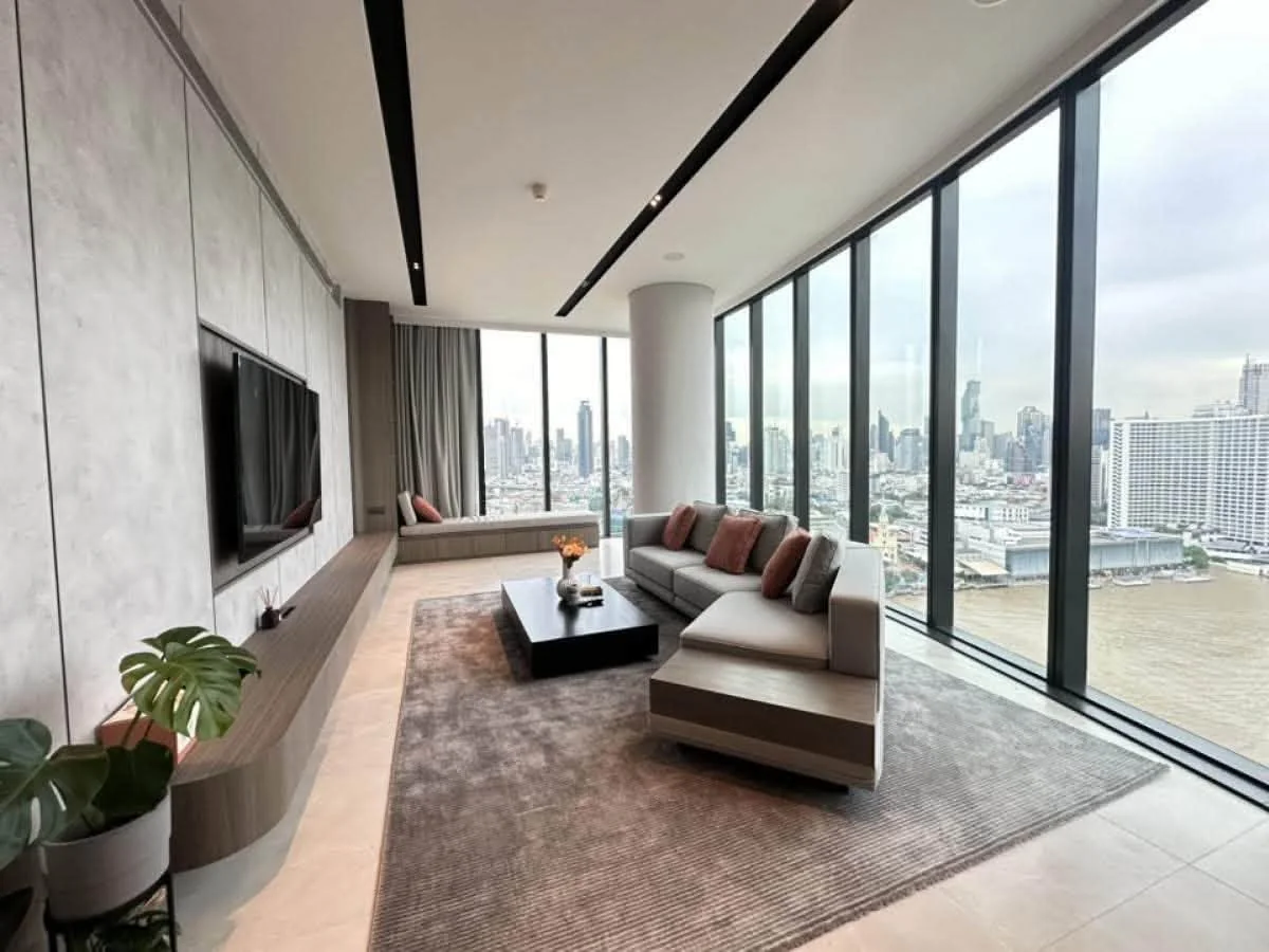 2 Bedroom condo in Banyan Tree Residences Riverside