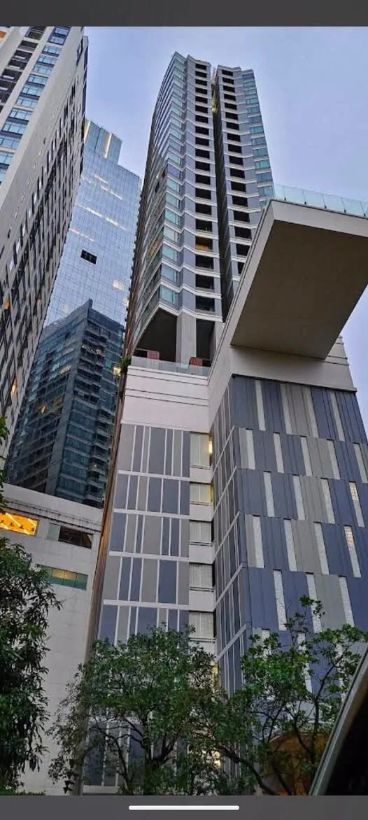 Studio condo in 39 by Sansiri