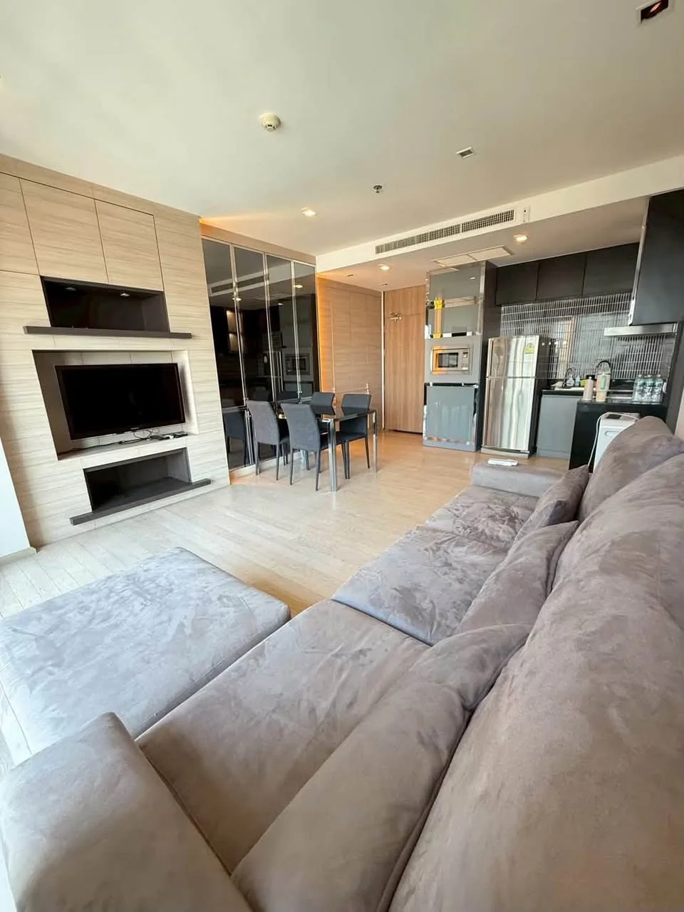 1 Bedroom condo in Noble Solo