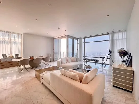 3 Bedroom condo in Four Seasons Private Residences