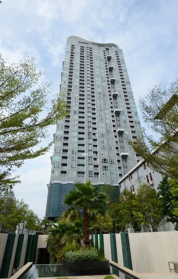 1 Bedroom condo in Rhythm Sukhumvit 50