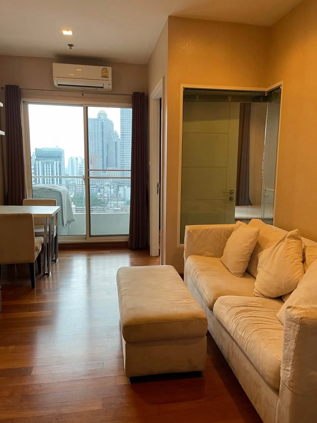 1 Bedroom condo in Ivy Sathorn 10