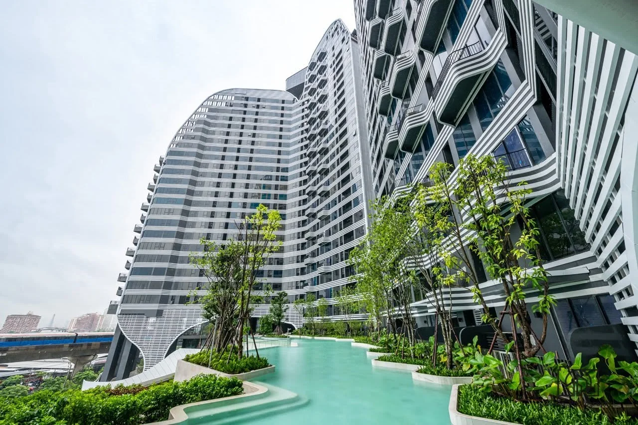1 Bedroom condo in IDEO Mobi Sukhumvit Eastpoint