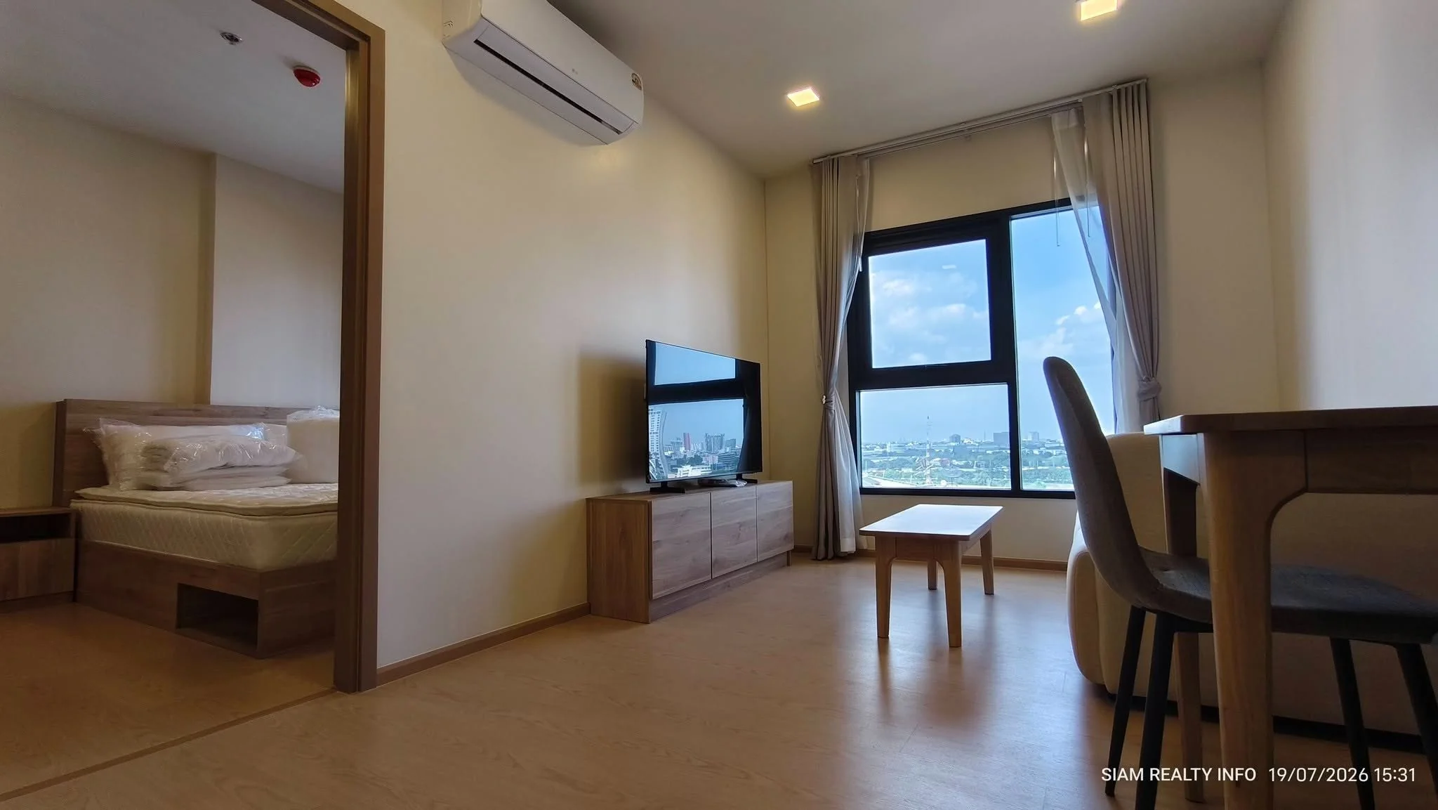 Studio condo in The Base Urban Rama 9