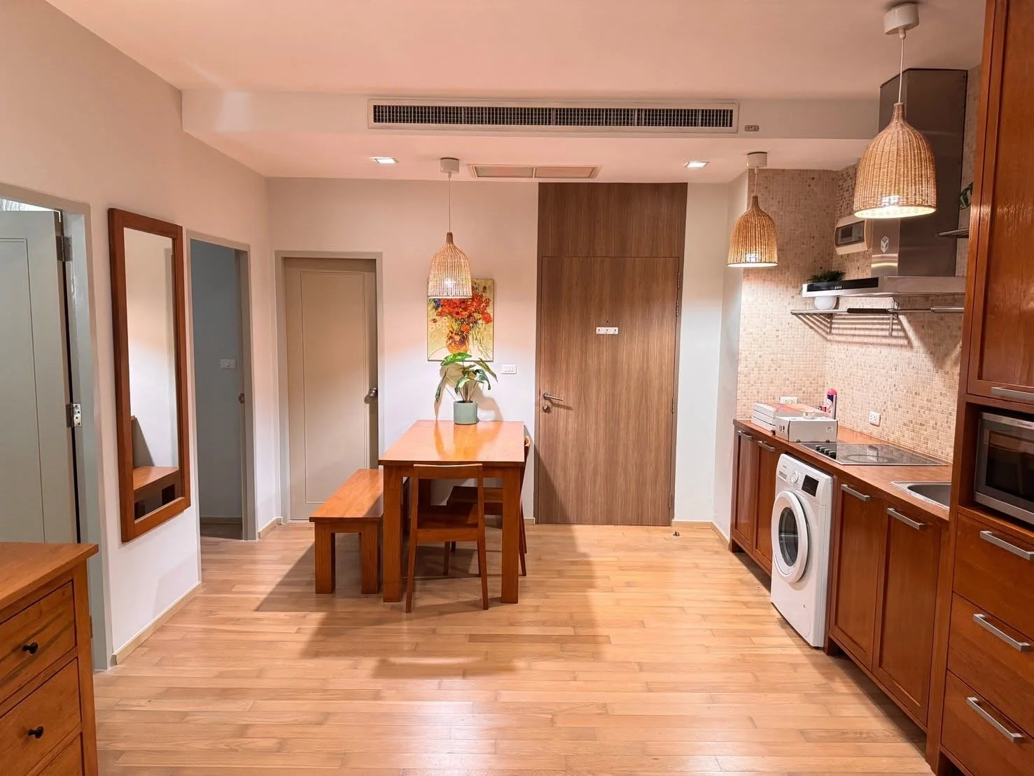 2 Bedroom condo in Noble Reveal