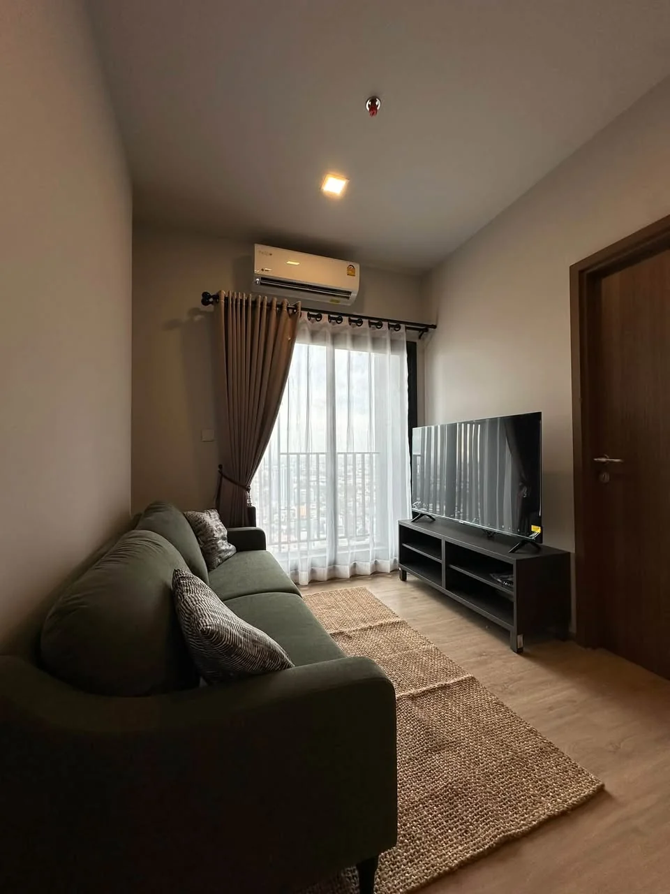 1 Bedroom condo in Metris Pattanakarn-Ekkamai