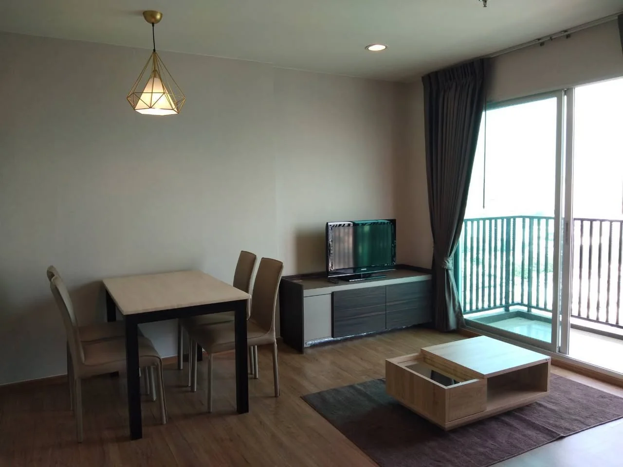2 Bedroom condo in Fuse Chan-Sathorn