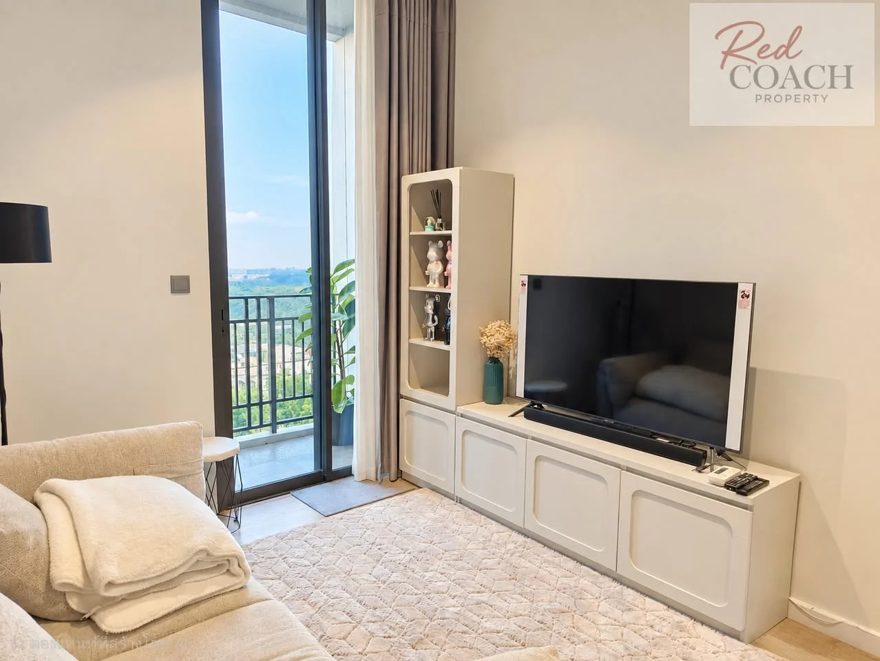1 Bedroom condo in Muniq Langsuan